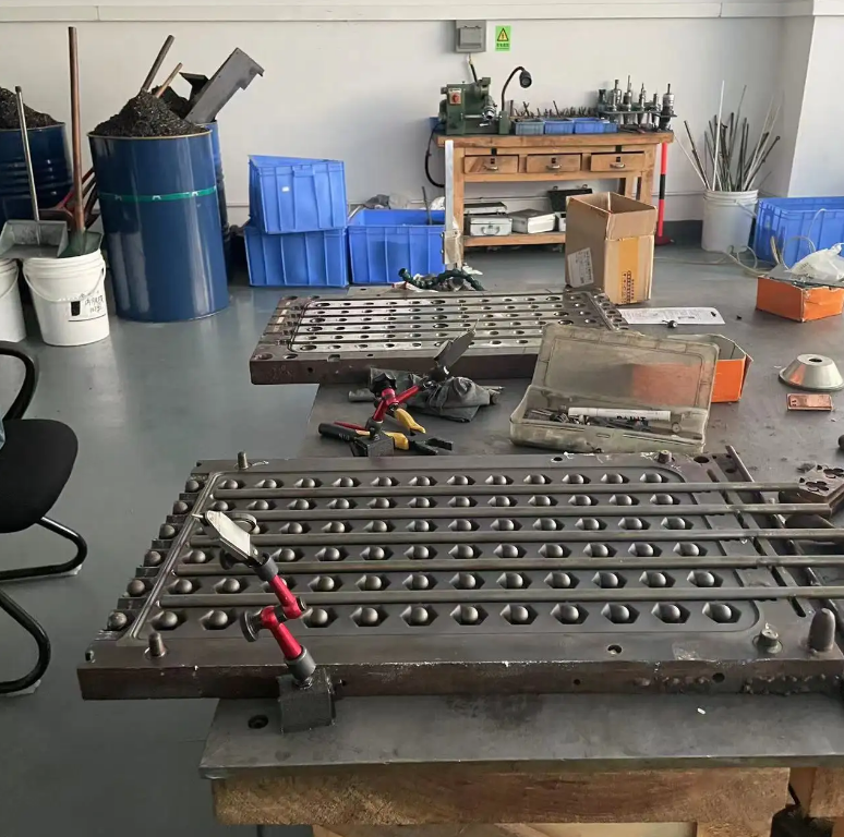 東莞搪膠模加工廠地址